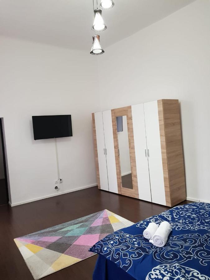 Apartament 12 Central Apartment Targu Mures Ngoại thất bức ảnh