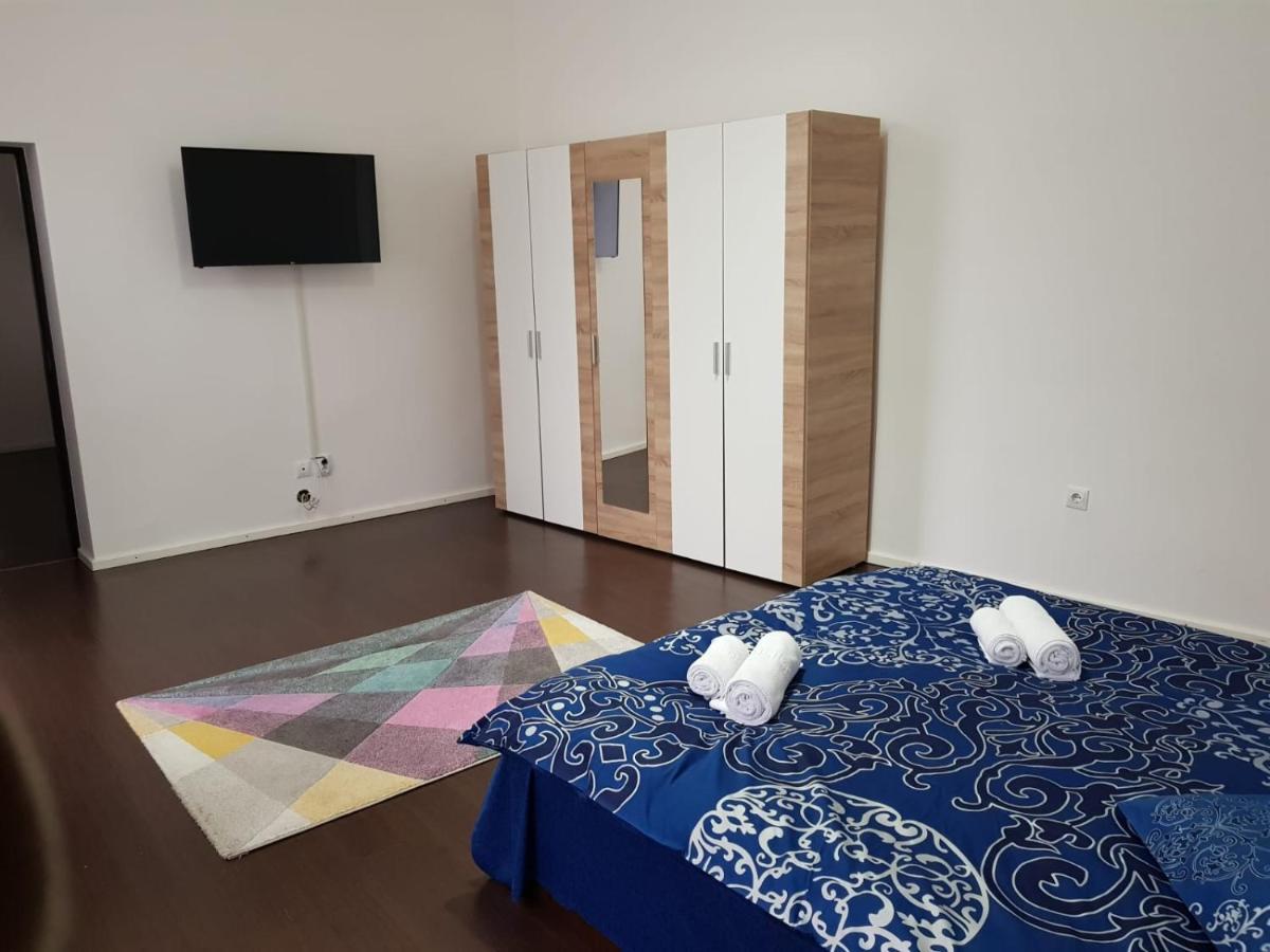 Apartament 12 Central Apartment Targu Mures Ngoại thất bức ảnh